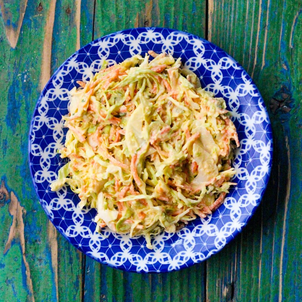 Frisse coleslaw met mosterd-limoen dressing